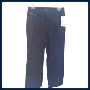 NWT Athleta Flex Kick Flare Jean in Black Women's Size 8 High Rise Zipper Detail